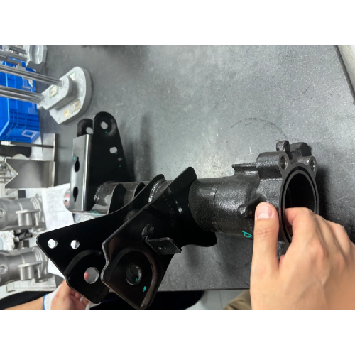 Anvendelse av forsterket automatisk bakre bjelker&oslash;r i moderne bilproduksjon